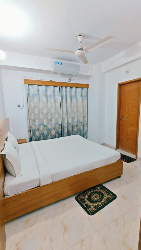 [রুমের ছবি]